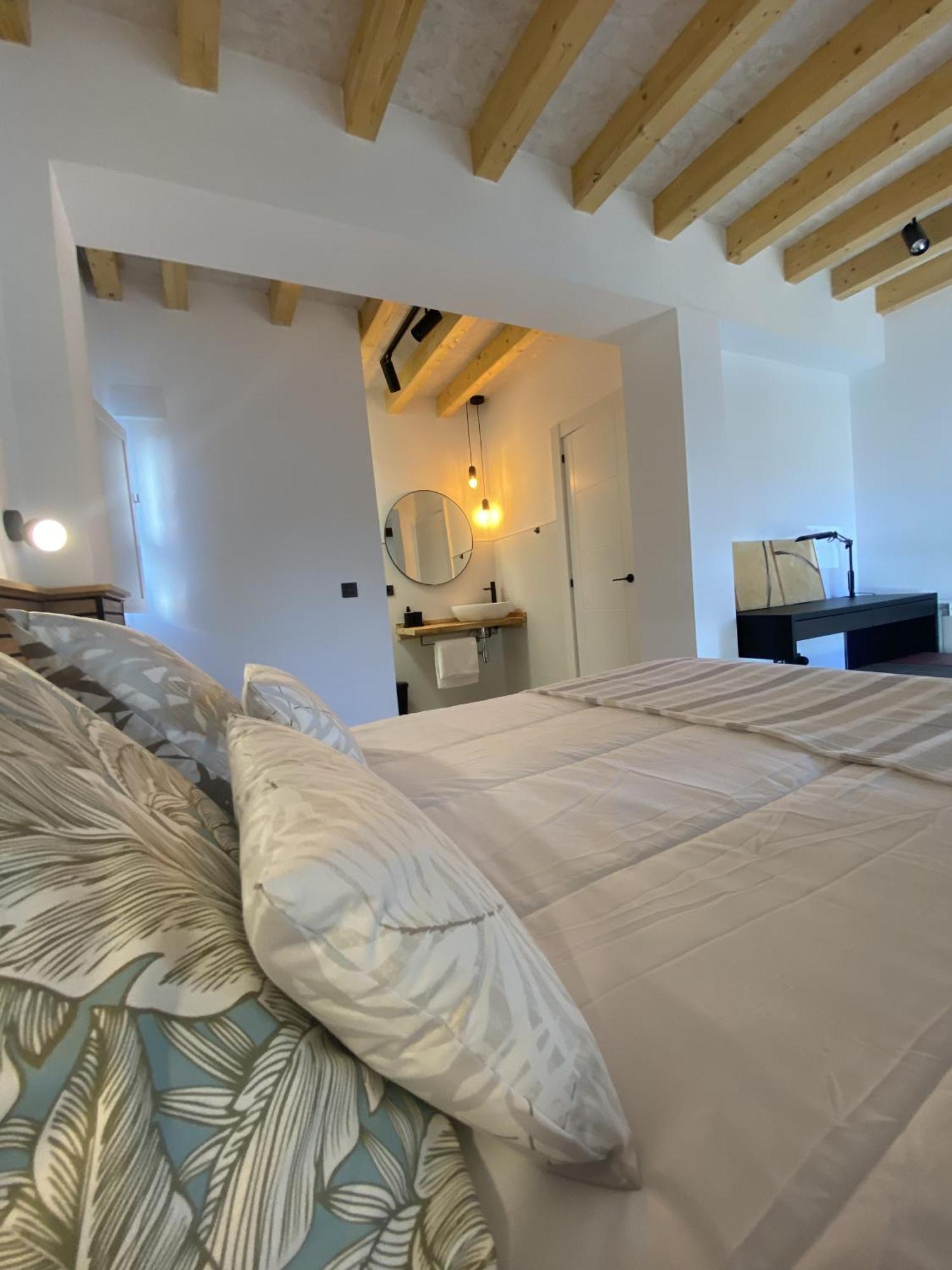 La Casa Del Barbero Villa ตอร์เรลาเบกา ภายนอก รูปภาพ